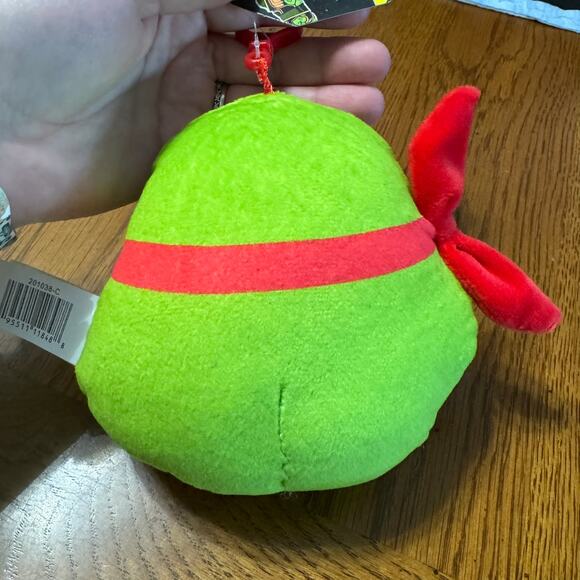 NWT Teenage Mutant Ninja Turtles Ralphael Red Backpack Clip Keychain - Picture 8 of 9